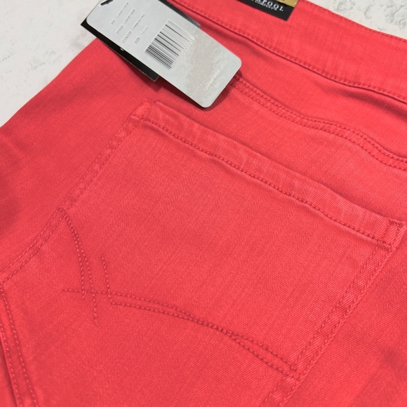 Liverpool Jeans size 16 33 Crop Straight Coral Red High Rise Colored NWT Love - Picture 6 of 7